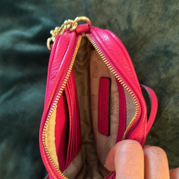 MICHAEL KORS HAMILTON HOT PINK LEATHER MESSENGER CROSSBODY BAG GOLD CHAIN SMALL - Picture 9 of 9